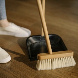 A happy home is built on clean floors at Arabelle Clearwater!🏠 What tricks do you use to keep your kitchen clean? We want to know your secrets! ✨🧹  #CleanFloors #HomeJoy #CommunityVibes #KitchenTips #CleanLiving Instagram post from @_arabelleclearwater_ on December 26, 2024 00:00:00am